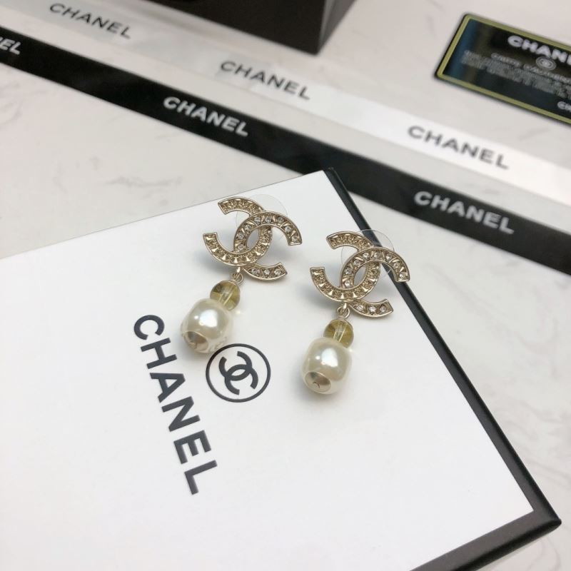 Ch**el earrings